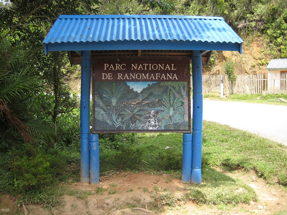 Sign_At_Entrance_To_Ranomafana_National_Park
